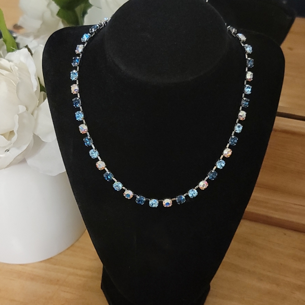 Touchstone crystal